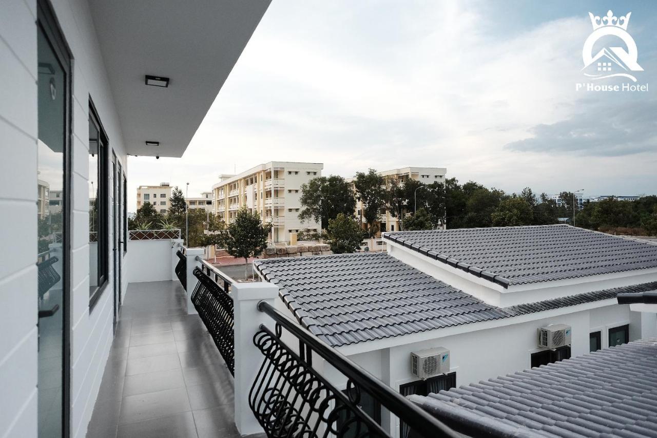 P'House Hotel Фантхьет Экстерьер фото
